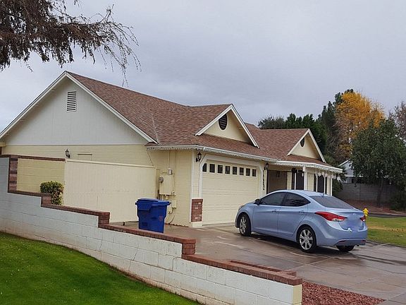 3rd image of 3836 E Carol Cir