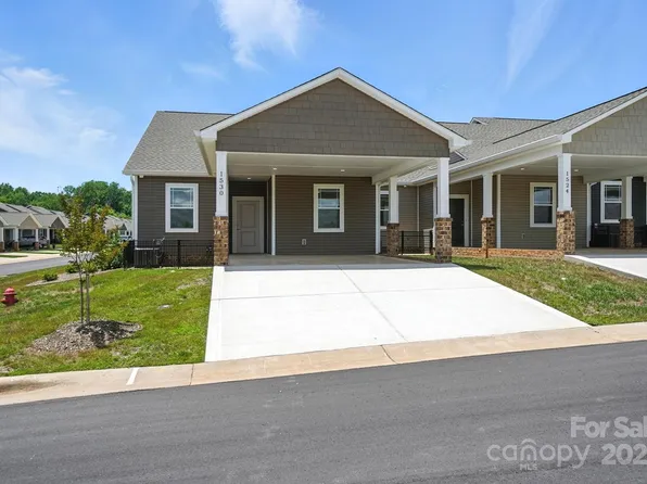 1530 29th St SE, Hickory, NC 28602