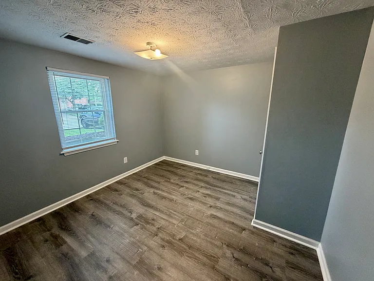 533 El Paseo Pl — Photo 6