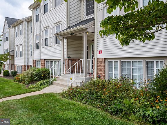 2nd image of 46 Whips Ln #23