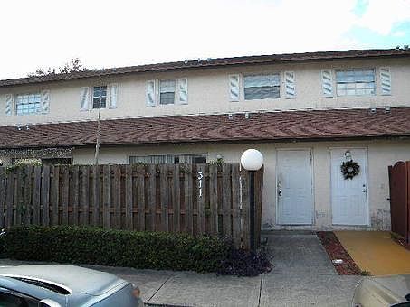1st image of 311 Cypress Way W