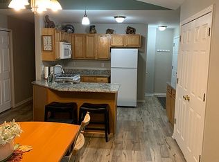 449 Newcastle Ln, Romeo, MI 48065