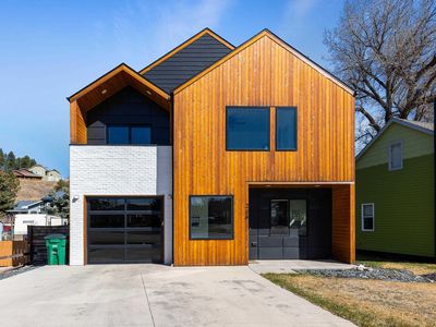 236 E Main St, Hill City, SD, 57745
