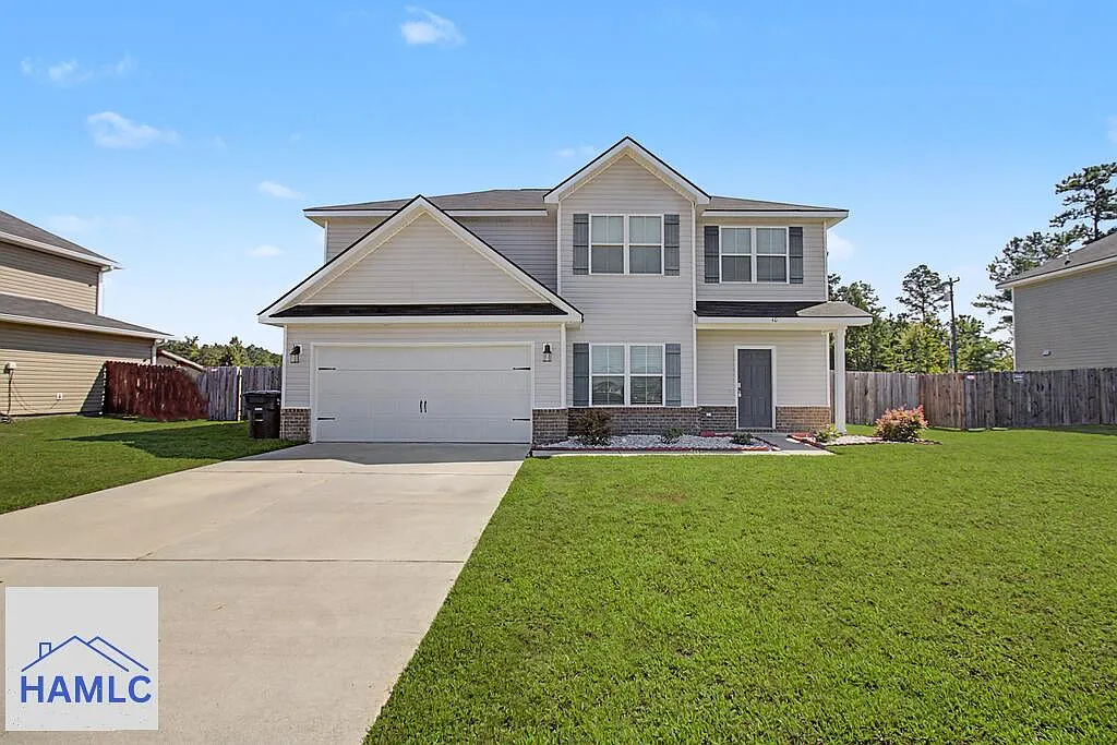 4 bed, 2.5 bath, 2072 sqft, $2,300 — Photo 1