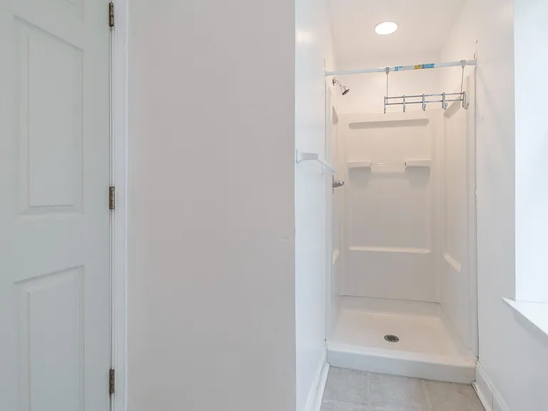1512 W Montgomery Ave — Photo 15