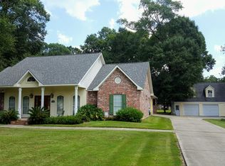 25852 Oak Hill Rd, Denham Springs, LA 70726