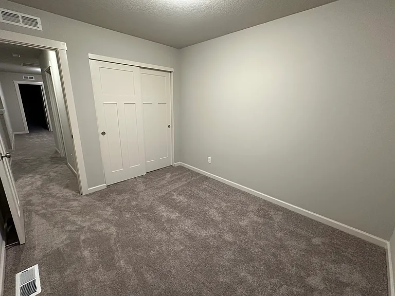 8063 SE Blanton St — Photo 10