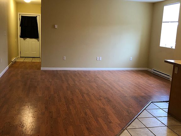 4th image of 6 Palmer St #5
