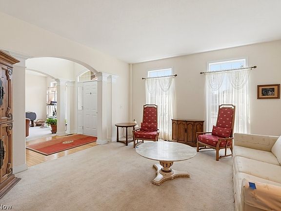4th image of 131 Heartland Cir