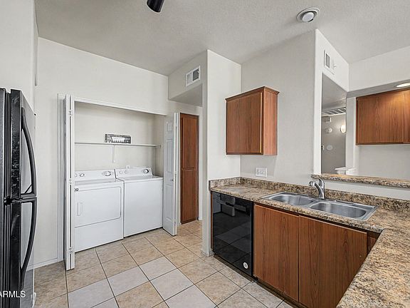 4th image of 9820 N CENTRAL Avenue #132