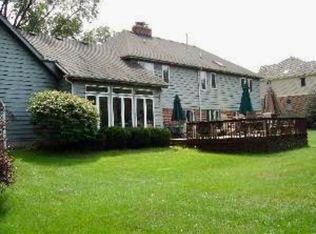 1265 Foothill Dr, Wheaton, IL 60189