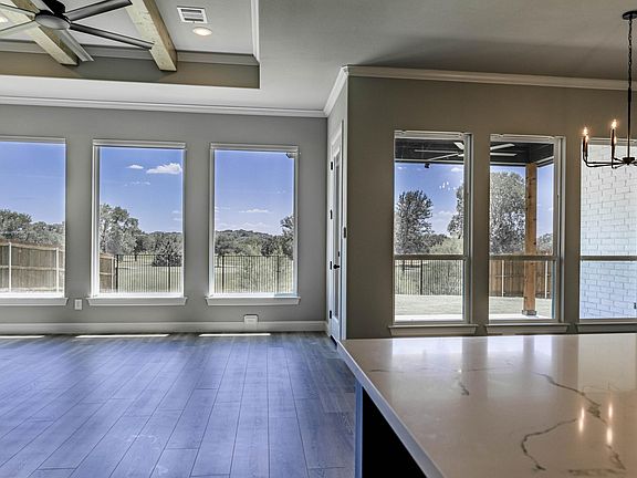 5th image of 1153 Crown Valley Dr