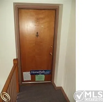 5-Unit Entrance.JPG