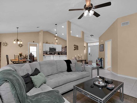 2nd image of 8136 Hartington Dr
