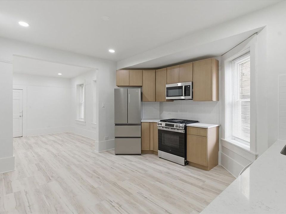 1st image of 2607 W Haddon Ave #1R