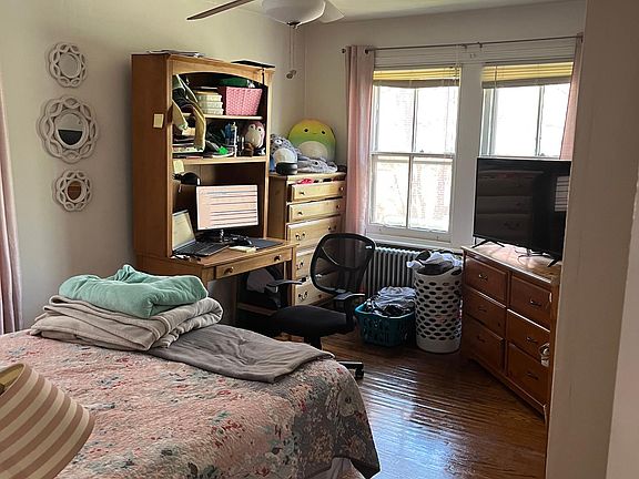 2nd image of 242 S 44th St Floor 3