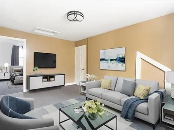1504 Main St APT 3, Worcester, MA 01603