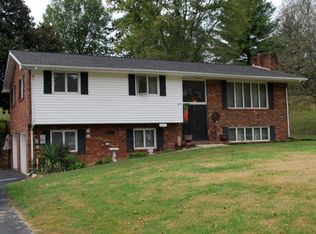 213 Cedar Branch Rd, Kingsport, TN 37664