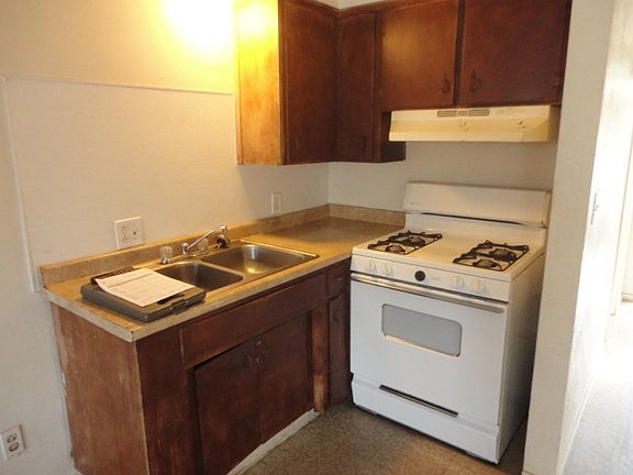 3rd image of 288 W Date Ave APT B