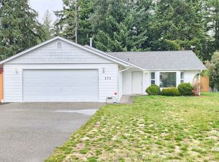 171 E Skylark Ct, Allyn, WA 98524