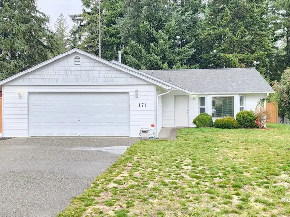 171 E Skylark Court, Allyn, WA 98524