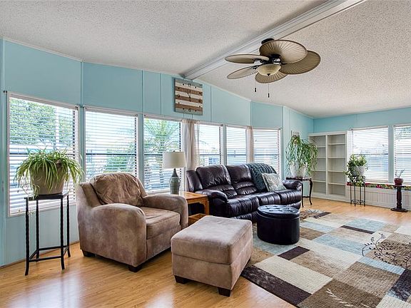 2nd image of 228 Tarpon Ln