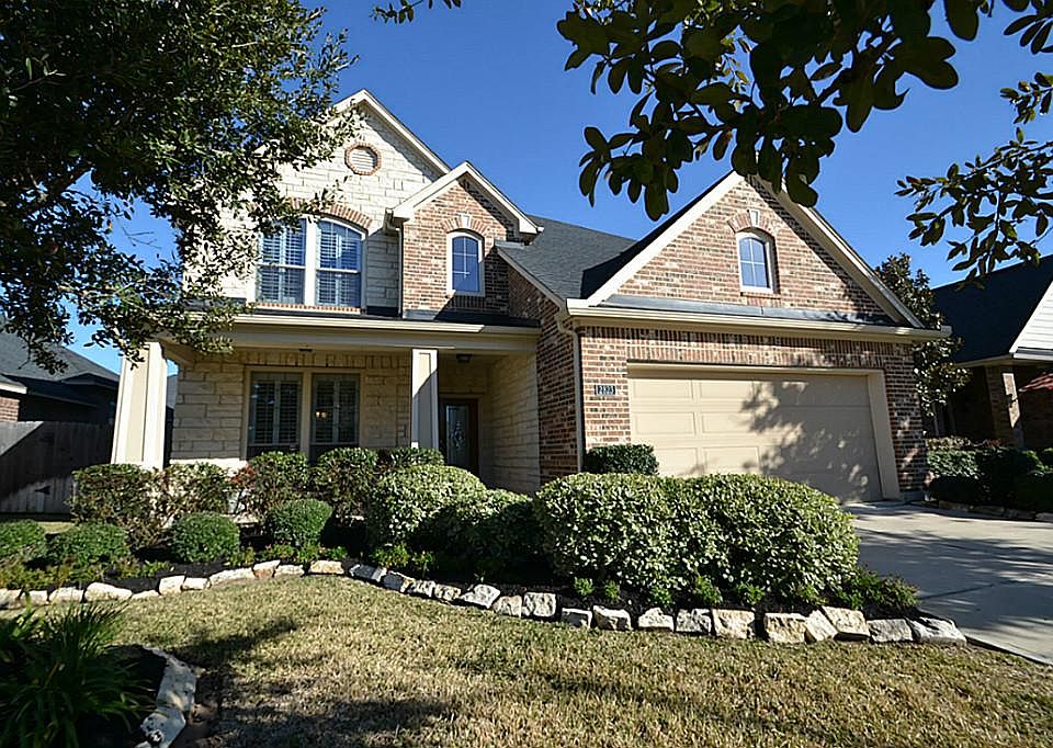 1st image of 2823 Fair Chase Dr