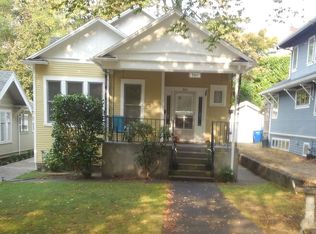5611 Palatine Pl N, Seattle, WA 98107