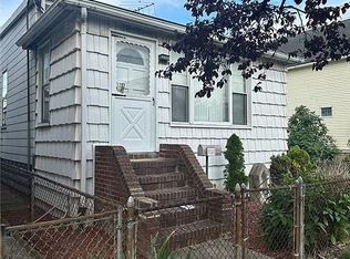 981 E 94th St, Brooklyn, NY 11236