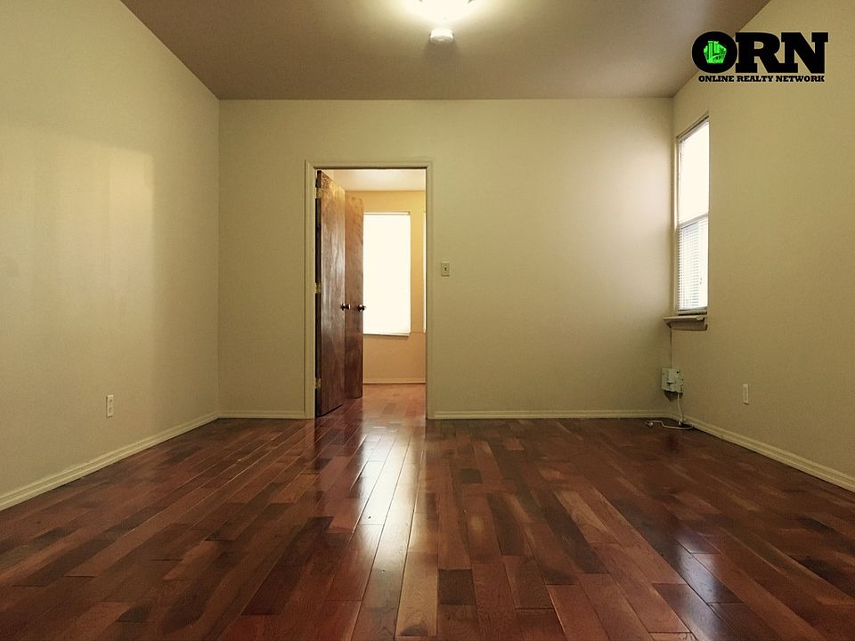 1st image of 6049 75th Ave #1