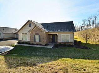 531 Fair Meadow Dr, Washington, PA 15301