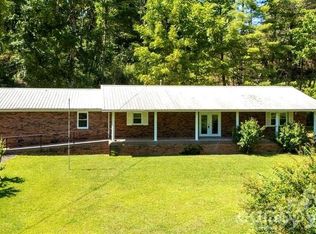 208 Murdock Rd, Bakersville, NC 28705