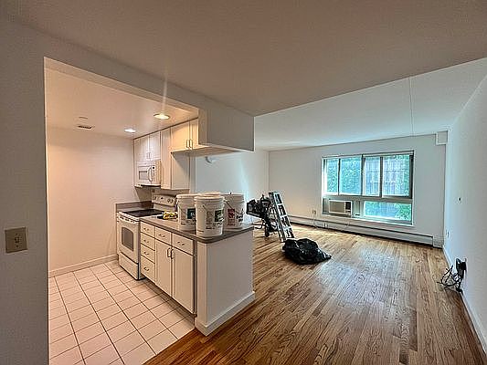 1st image of 9420 66th Ave APT 1J