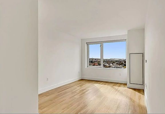 4th image of 241 Atlantic Ave Penthouse B