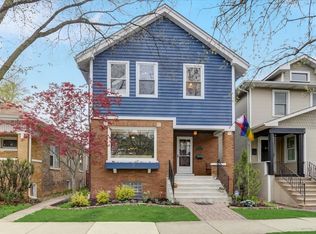 1045 Mapleton Ave, Oak Park, IL 60302