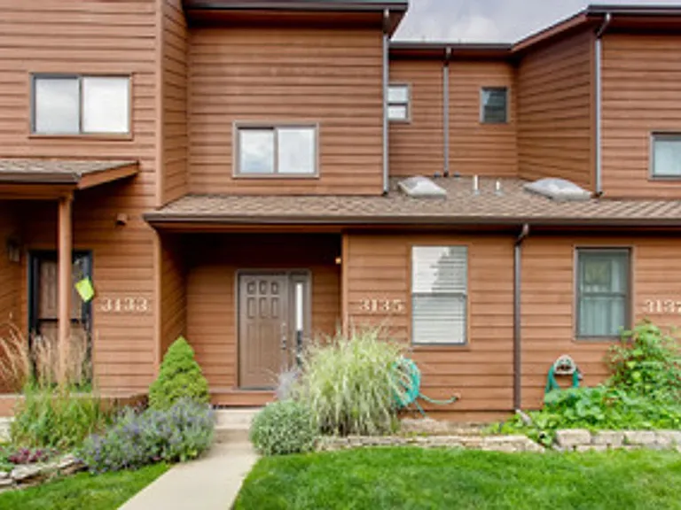 3135 Bell Dr — Photo 1