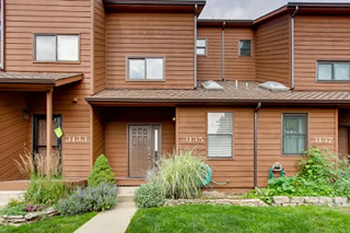3135 Bell Dr Photo 1