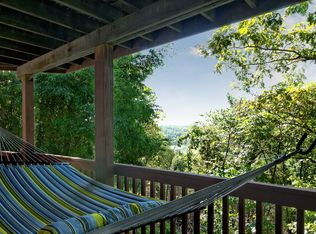 1100 N Overlook Dr, Rogers, AR 72756