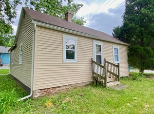 101 Grant St, Lowell, IN 46356