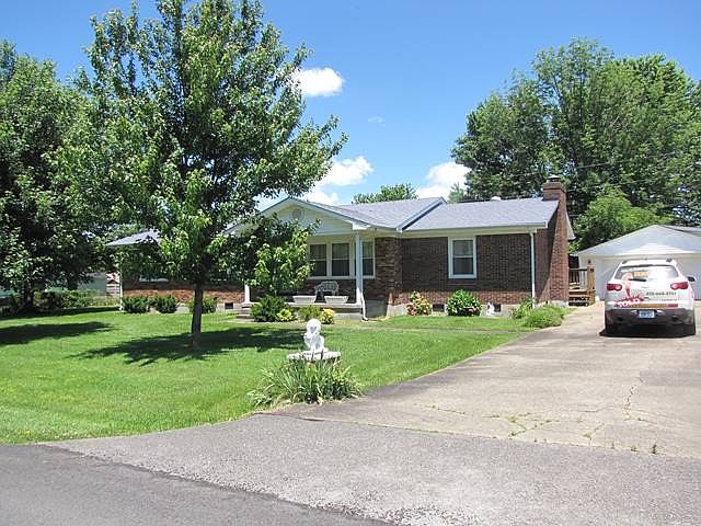 Beautiful  curb appeal