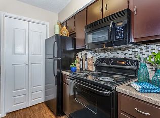 1110 E Wintergreen Rd #2B-2BA-1006SQFT, Desoto, TX 75115