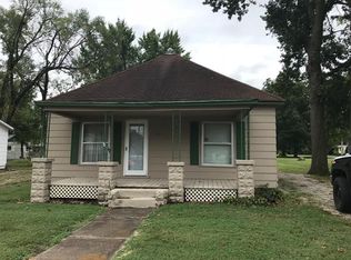 904 E South St, Arma, KS 66712