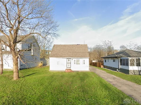 7262 Free Ave, Bedford, OH 44146
