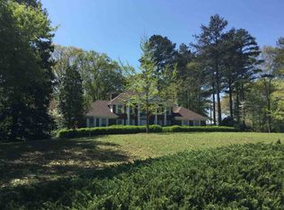 104 Willingham Dr, Bonaire, GA 31005