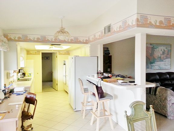 3rd image of 10825 W Mimosa Dr