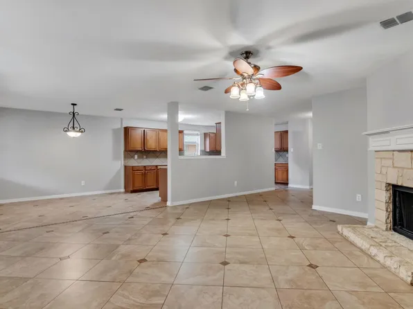 7608 Sienna Ridge Ln, Fort Worth, TX 76131