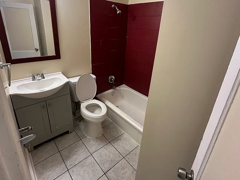 3711 W Franklin St #1 — Photo 3