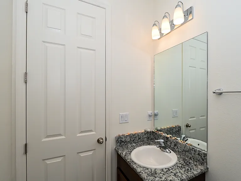 3551 74th Avenue Cir E — Photo 31