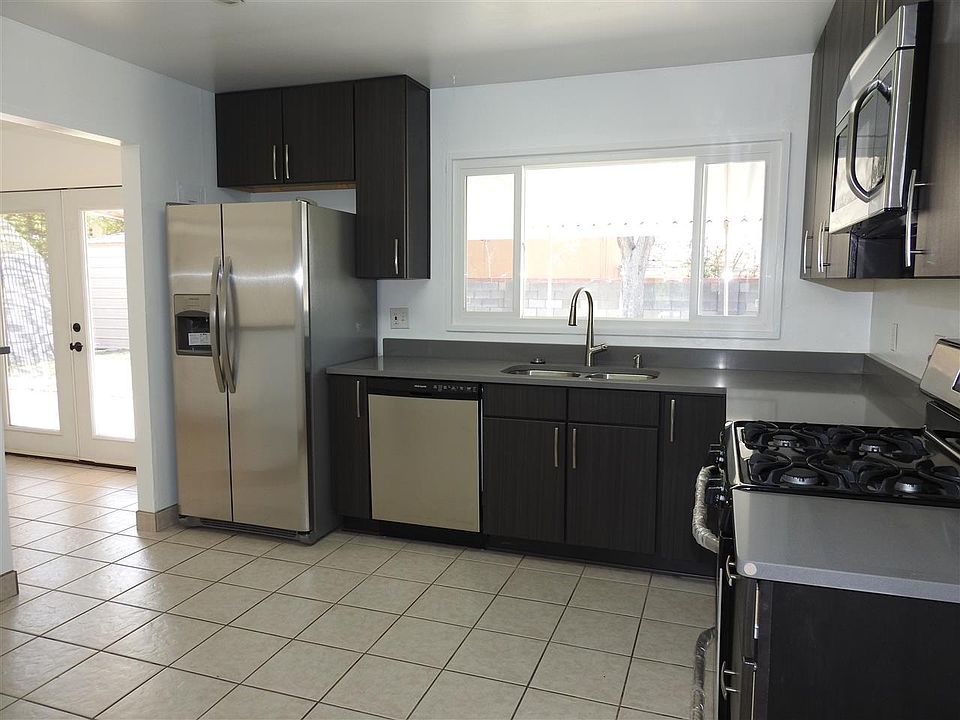 1st image of 1617 Inez Dr NE