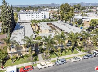 8523 Etiwanda Ave, Northridge, CA 91325